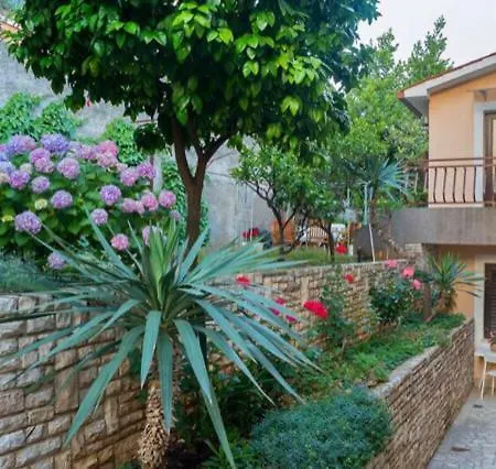 Artapart Z Rabac Exterior photo